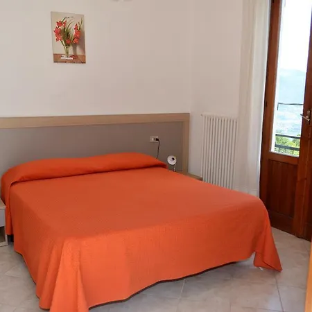Diana Hotel
